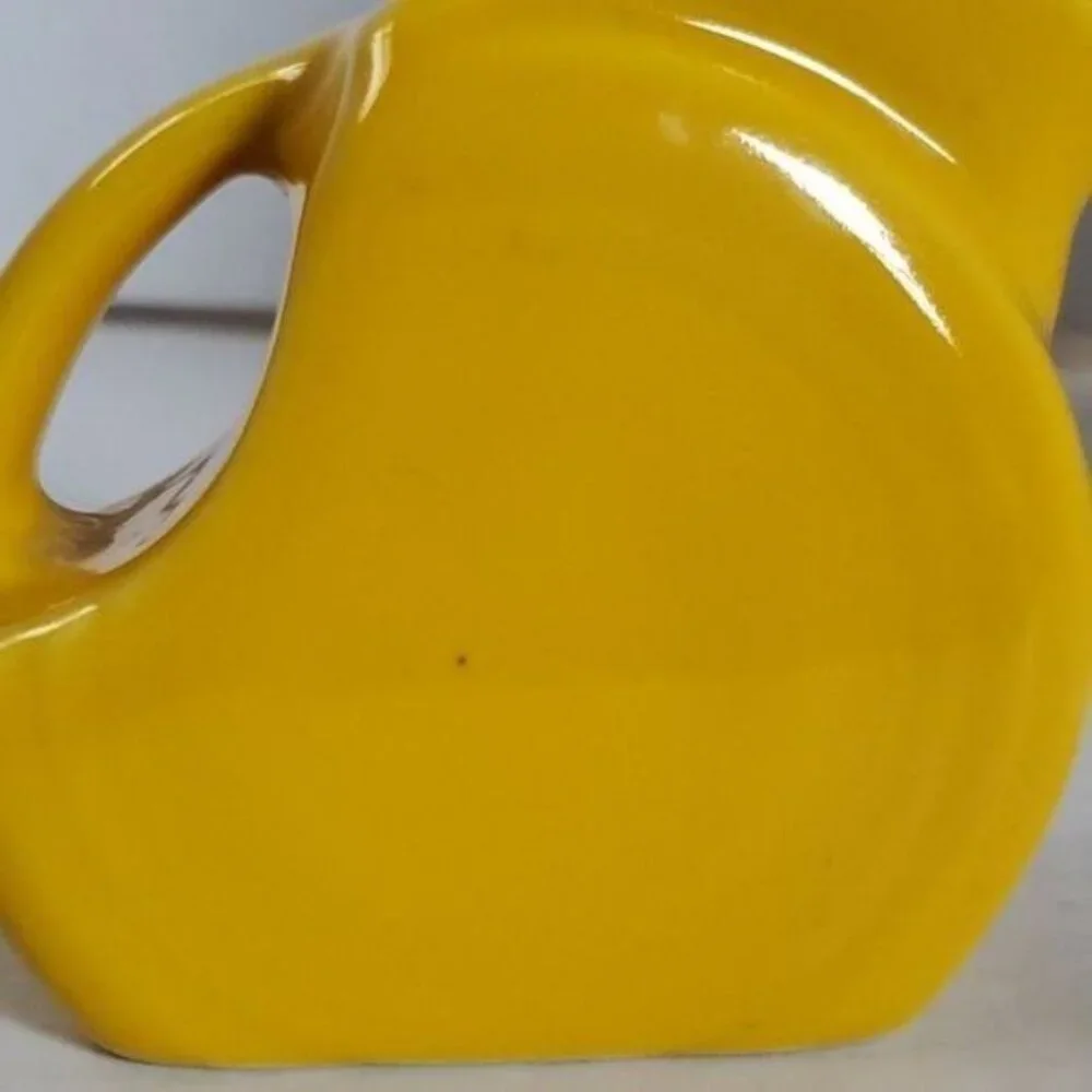 Fiestaware Fiesta Small CERAMIC Mini Disk Pitcher CARAFE Daffodil Yellow 4